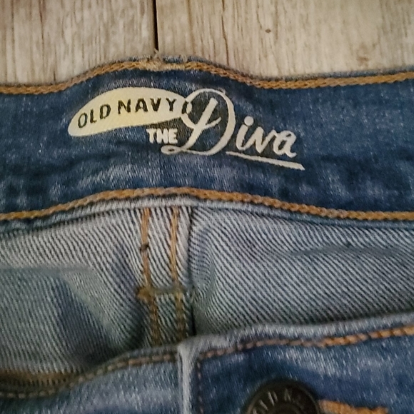 Old Navy Diva Jeans - Picture 3 of 6